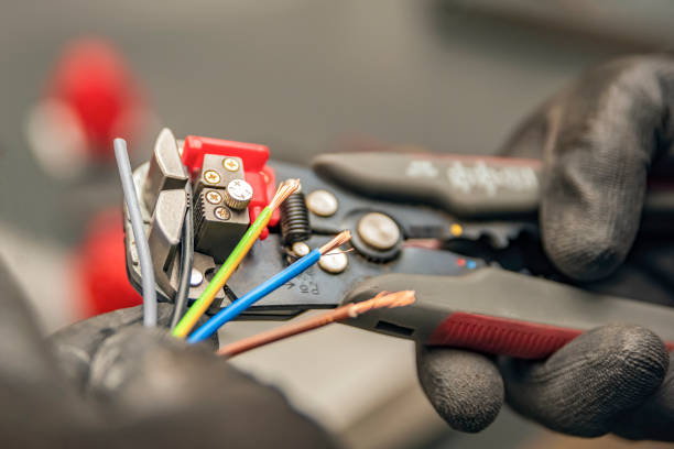 Best Emergency Electrical Repair  in Loyalhanna, PA